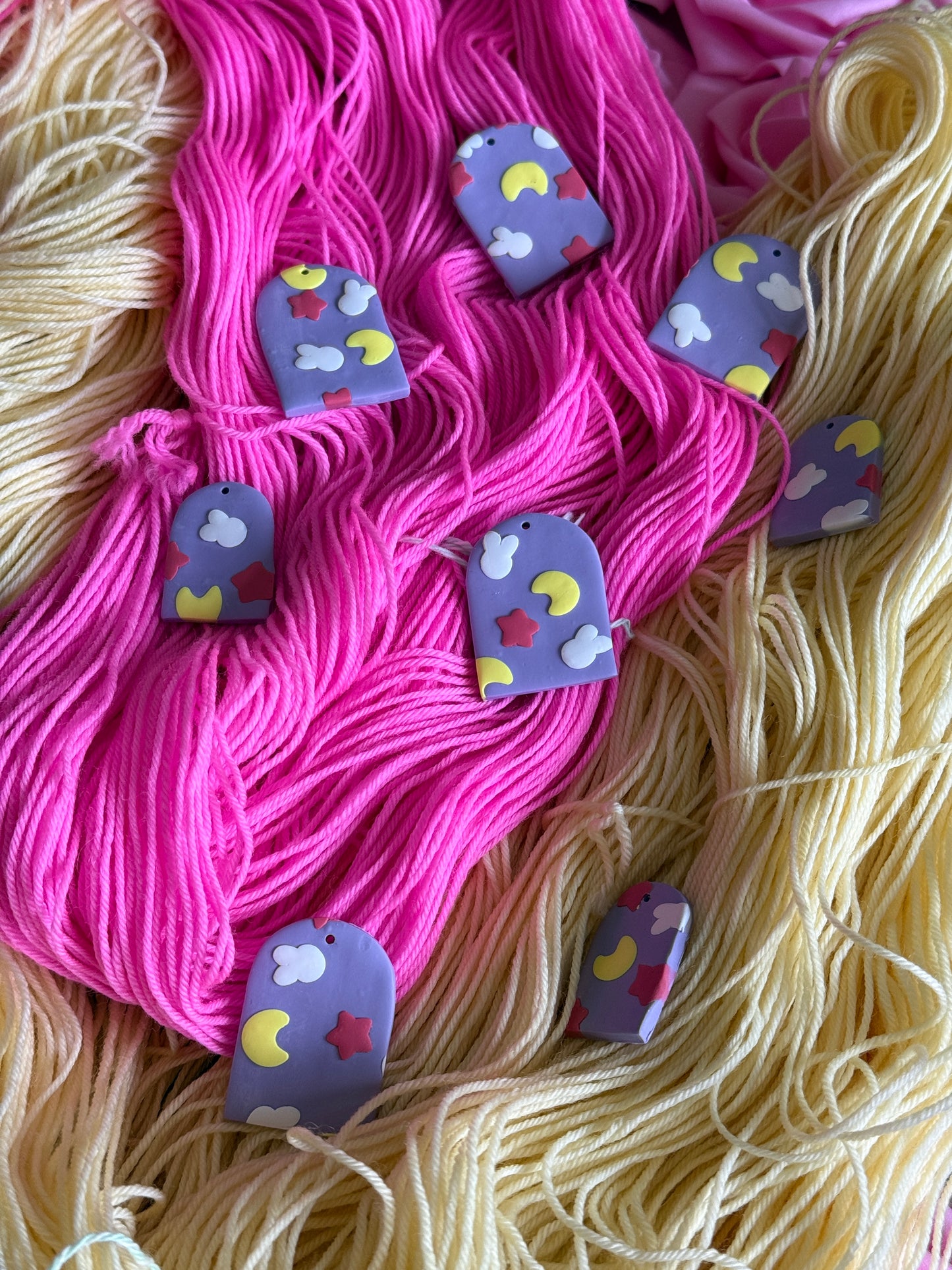Kawaii Bed Sheets Stitch Markers