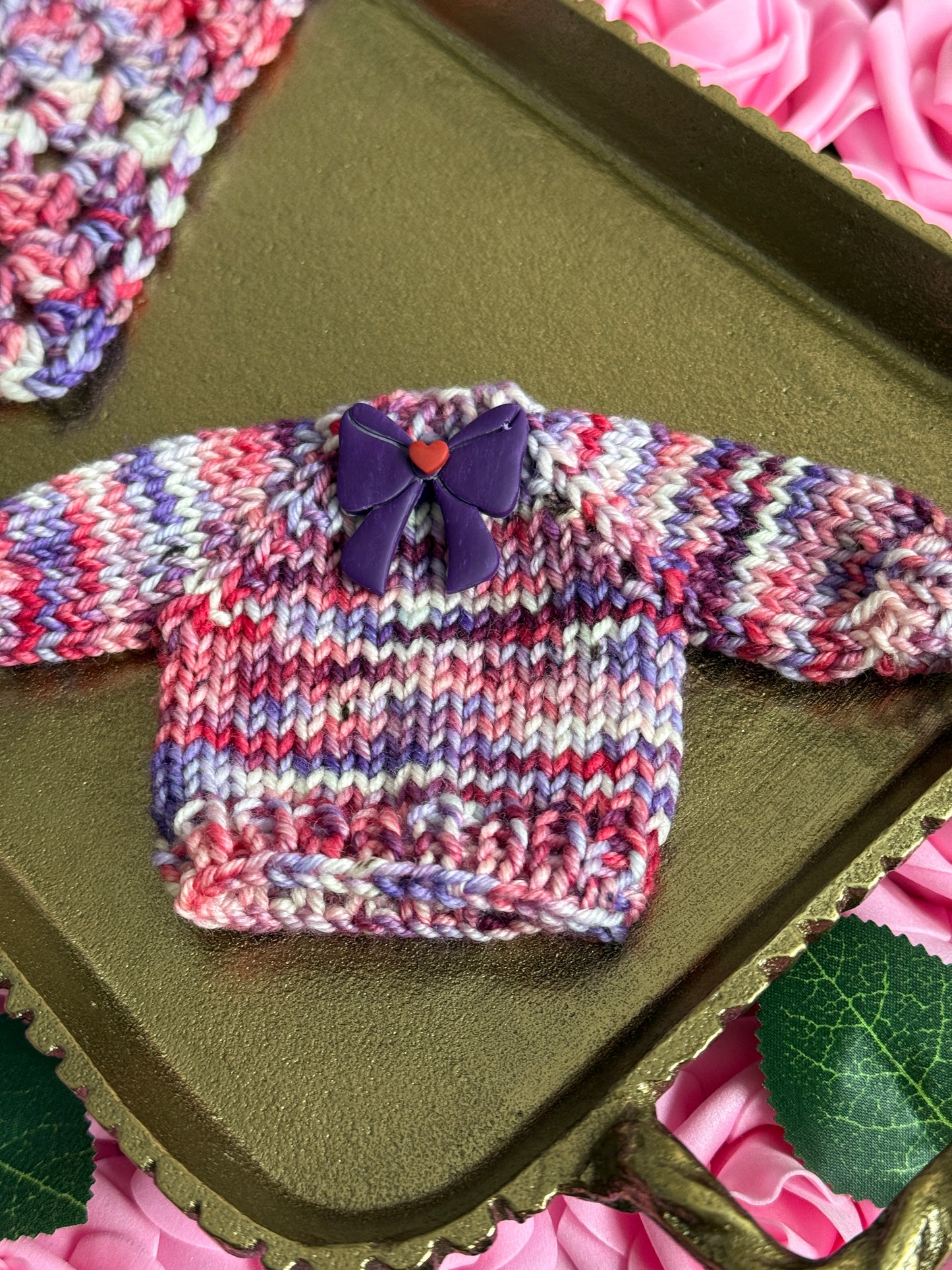 Mars Bow Stitch Marker