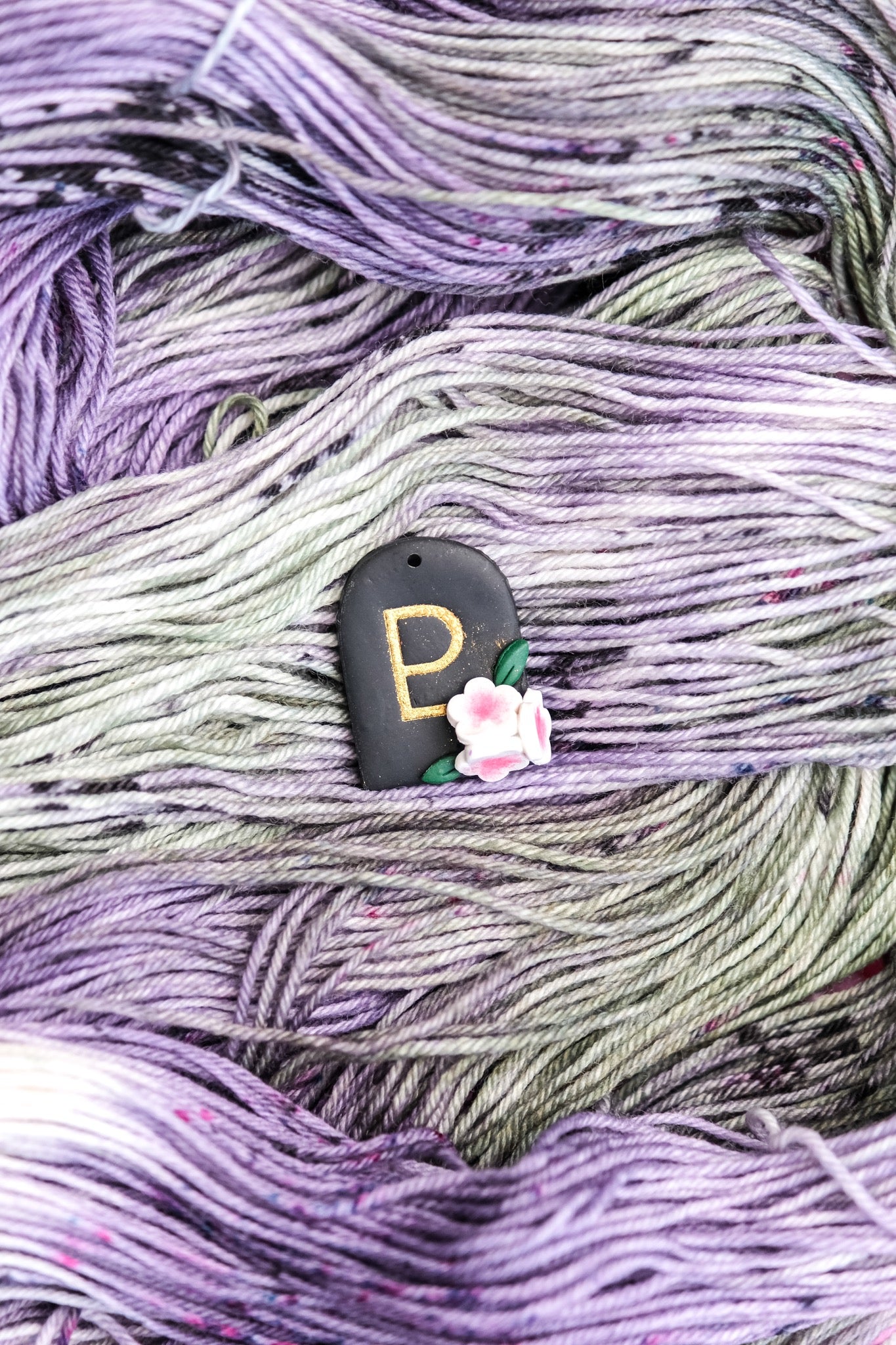 Pluto Flower Arch Stitch Marker