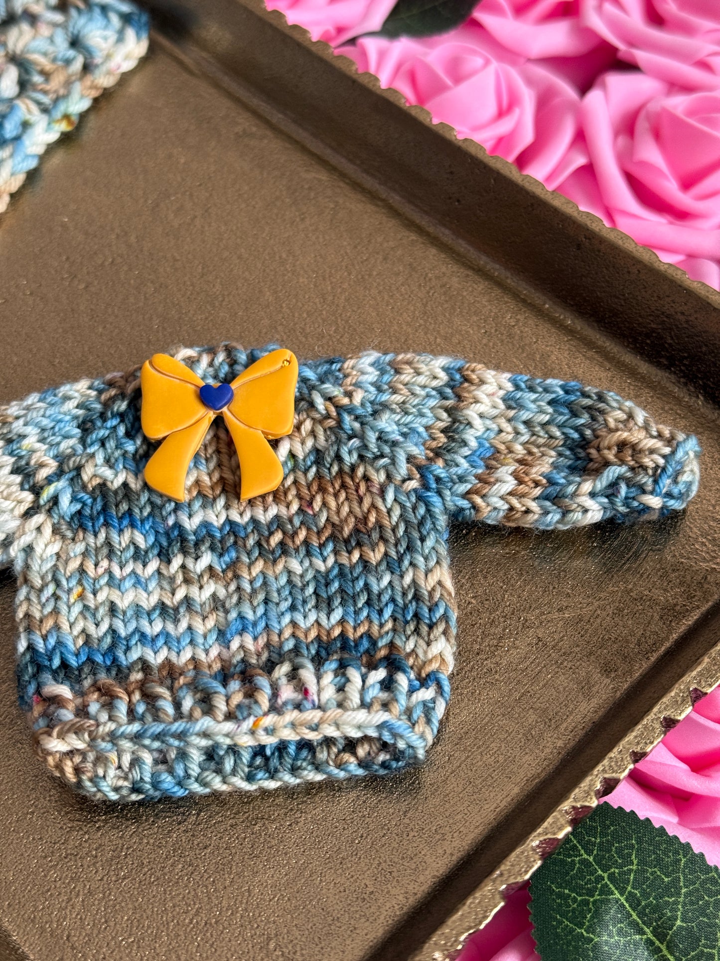 Uranus Bow Stitch Marker