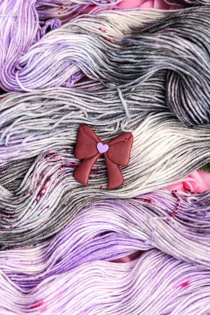 Saturn Bow Stitch Marker