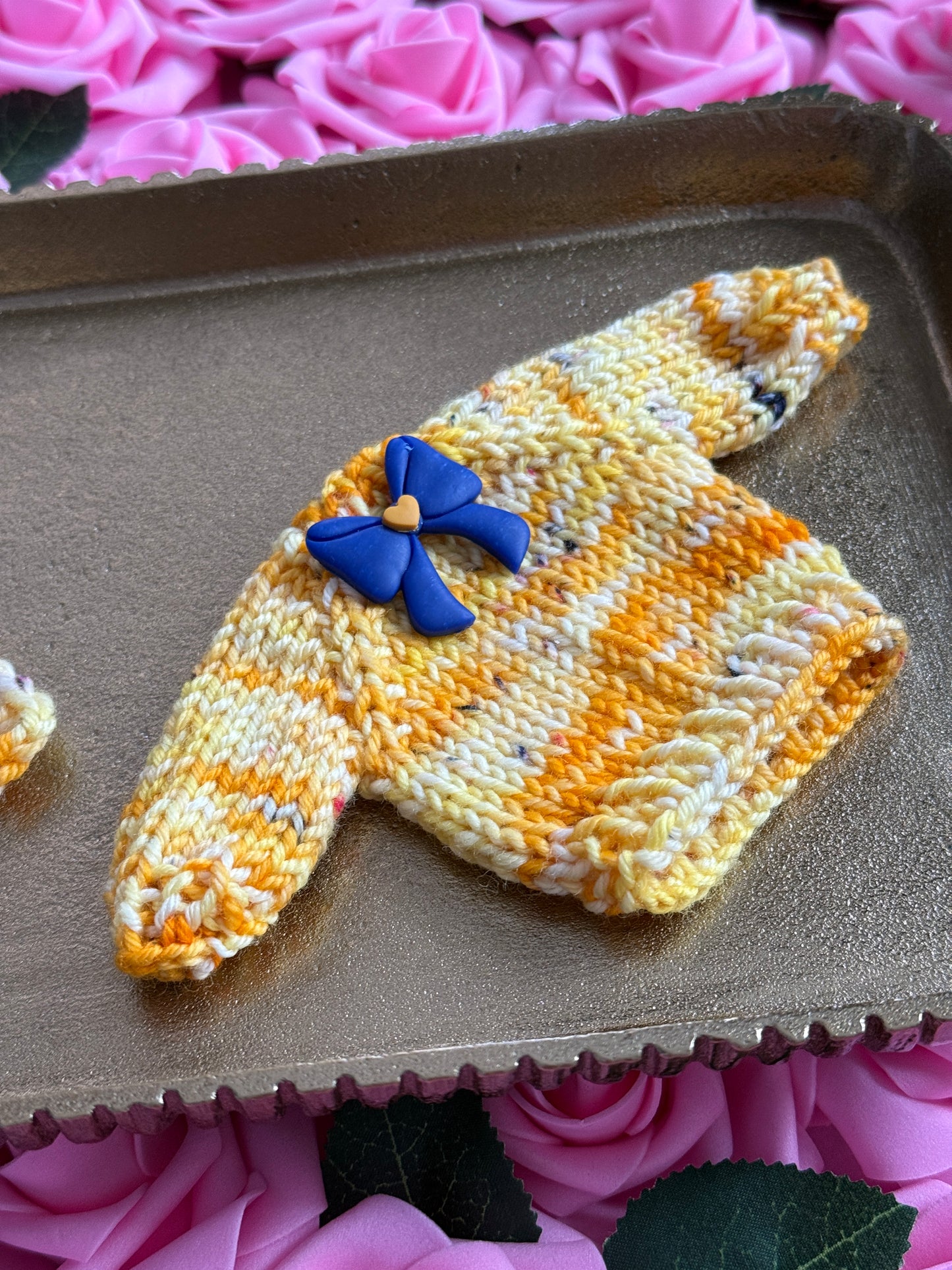 Venus Bow Stitch Marker